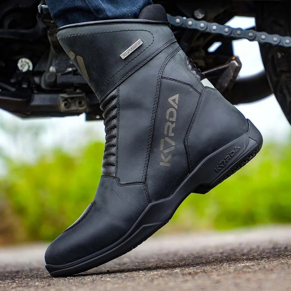Riding Shoes